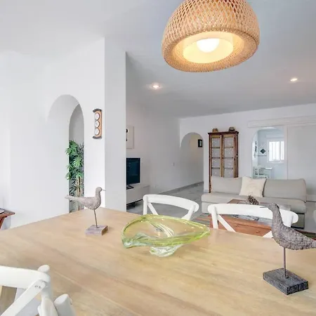Apartment Spacious, Fresh And Fantastic Views