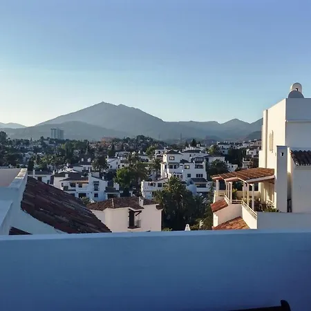 Spacious, Fresh And Fantastic Views Apartment *