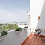 Spacious, Fresh And Fantastic Views *