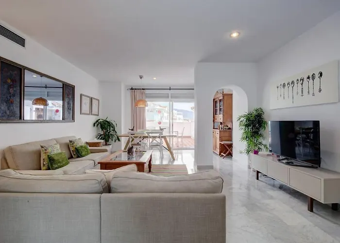 Spacious, Fresh And Fantastic Views Apartamento